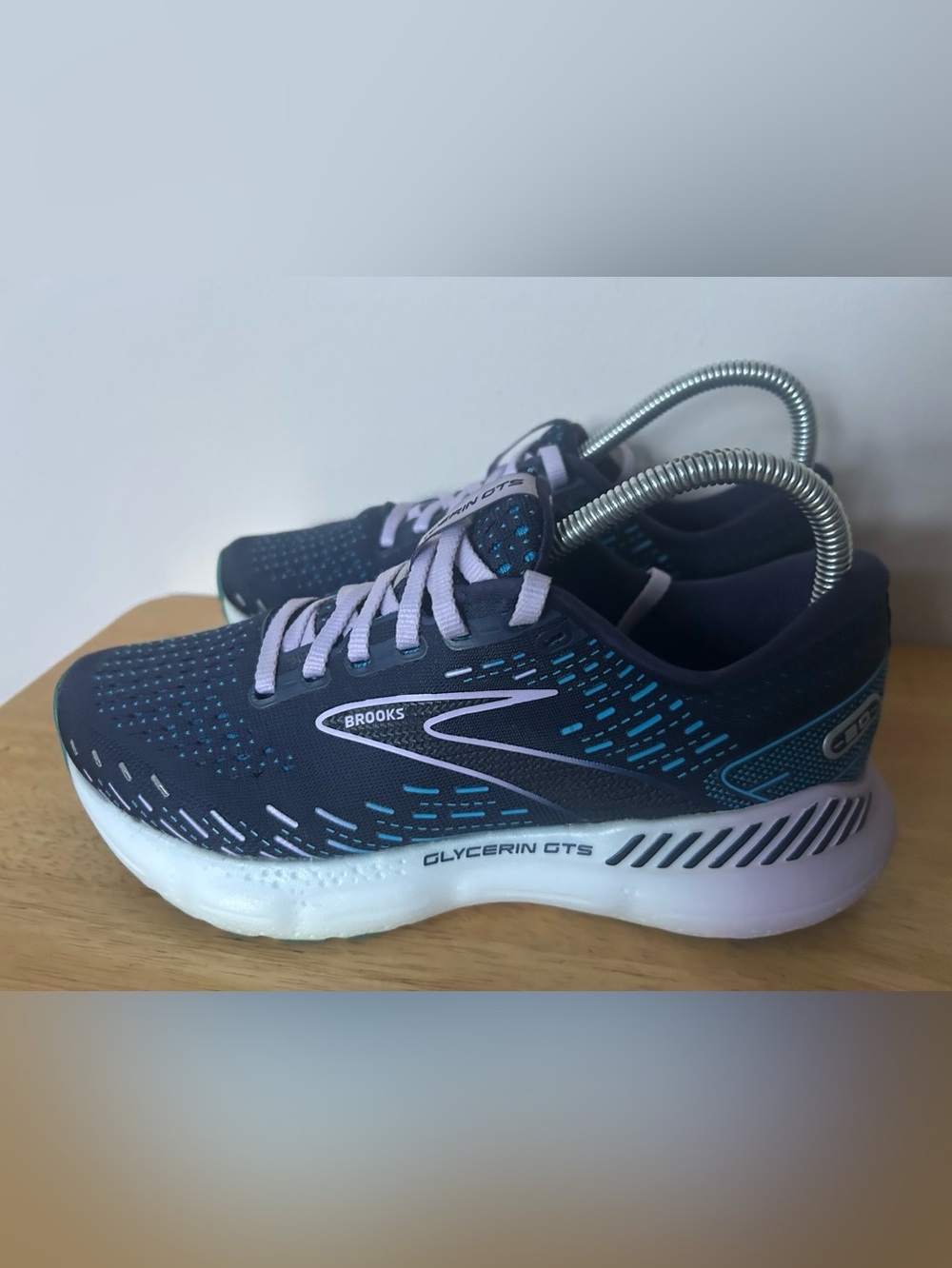 Brooks Womens Glycerin GTS 20 Blue lilac  Running Shoes Sneakers Size 8